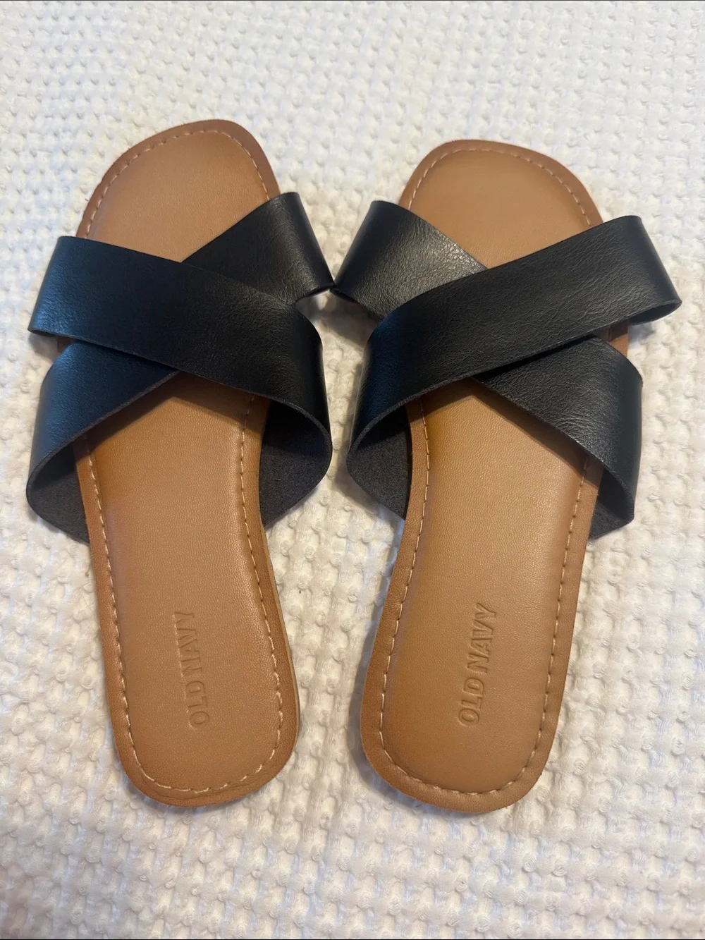 Old Navy Black Strap Sandals